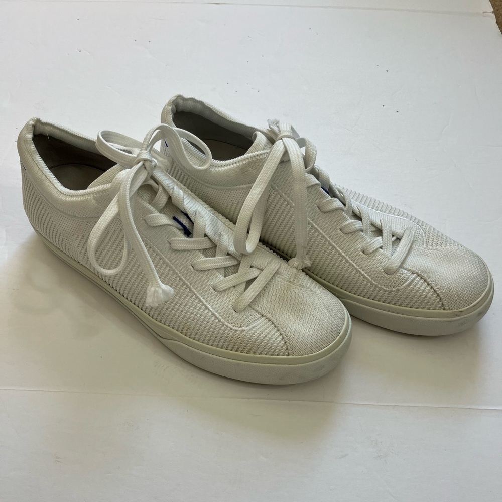 Rothy’s White Lace Up Sneaker Size 9
